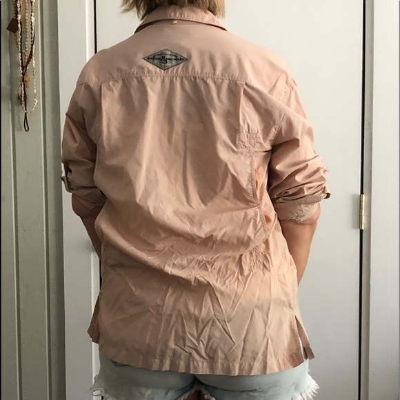 Hook&Tackle Fishing Shirt. Pink/salmon color - Picture 2 of 2